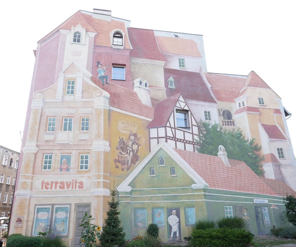 To najsłynniejszy mural w Poznaniu. Jest wizytówką zabytkowej dzielnicy
