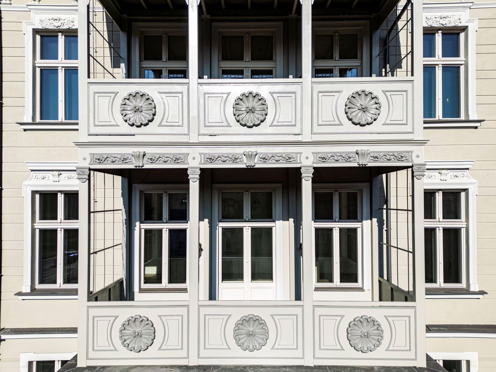 Kamienice przy ul. Pniewskiego 1 i Jaśkowa Dolina 7