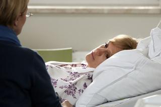 Barwy szczęścia odc. 1415 Dominika Sadowska (Aleksandra Woźniak), Regina (Ewa Serwa)