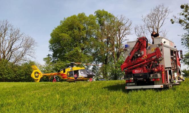   Tragiczny wypadek na polu. Mężczyznę przygniótł ciągnik rolniczy. Nie udało się go uratować