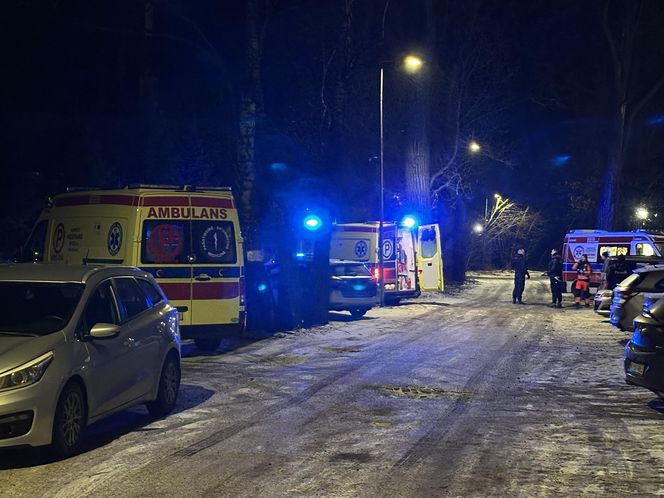 Strzały w Rembertowie. Młoda kobieta leżała z ranami postrzałowymi w śniegu