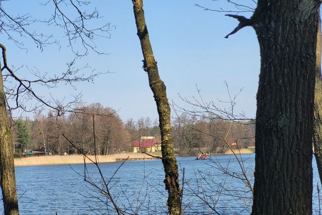 Tajemnicze zaginięcie Jowity Zielińskiej. Policja znów przeczesuje lasy i jeziora [ZDJĘCIA]
