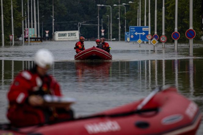 Woda porwała auto z czterema osobami! Tajemniczy finał sprawy