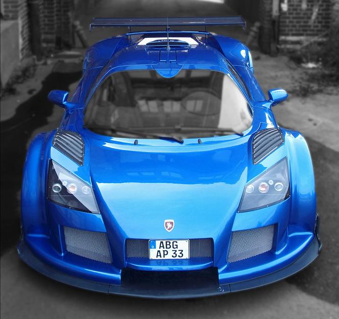 Gumpert Apollo