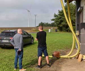 O co ta zadyma?! Nam wiatraki nie przeszkadzają!