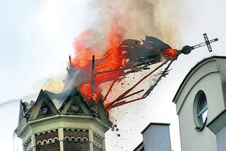 Kościół spłonął w czasie mszy