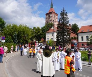 Boże Ciało 2025. Tysiące osób uczestniczyło w olsztyńskich procesjach