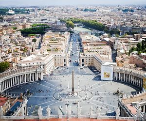 Plac Świętego Piotra w Watykanie 