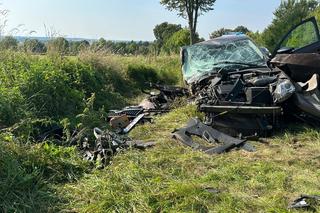 Poważny wypadek w Warmińsko-Mazurskiem. Dwie osoby ranne