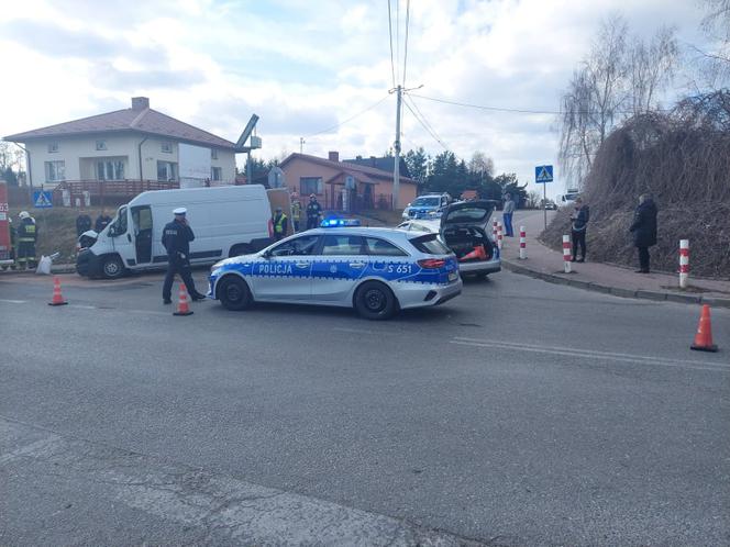 Wypadek na feralnym skrzyżowaniu w Ambrożowie