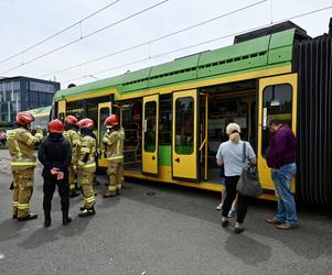 Dwa tramwaje zderzyły się 8 bm. na ul. Hetmańskiej w Poznaniu. Poszkodowanych zostało 15 osób. Jedna jest w stanie ciężkim