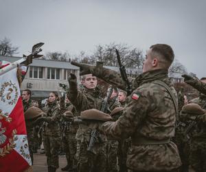 Przysięga wojskowa 2 LBOT w Puławach