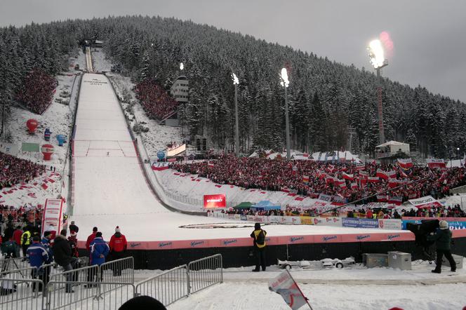 Skoki narciarskie: Gdzie transmisja TV z Pucharu Świata w Zakopanem? TERMINARZ zawodów