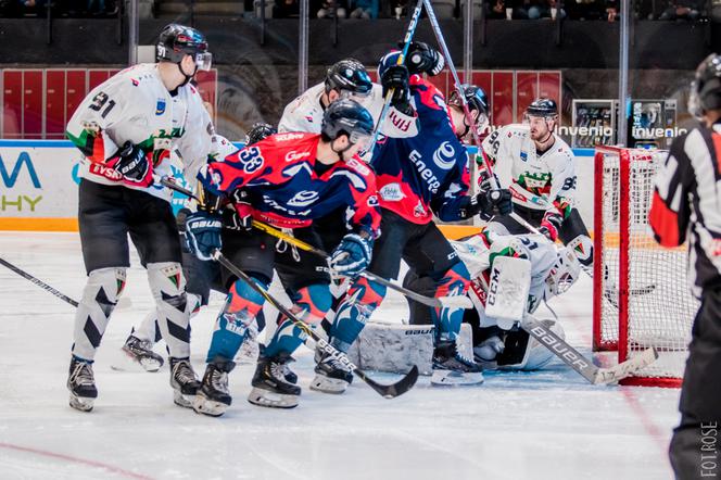 GKS Tychy - KH Energa Toruń, pierwszy ćwierćfinał PLH - zdjęcia z meczu