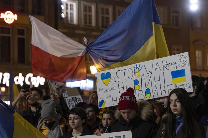 Wrocław. Kilka tysięcy osób protestowało przeciwko agresji na Ukrainę