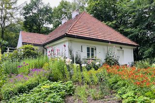 Wizyta w Dworku Adama Chełmońskiego w Adamowiźnie.