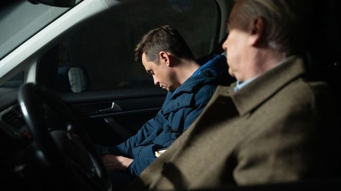 	Barwy szczęścia odc. 3199. Władysław Grad (Zbigniew Stryj), Błażej Modrzycki (Piotr Ligienza)