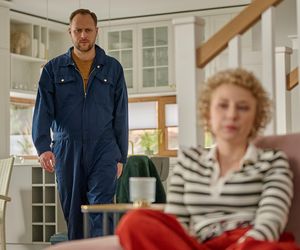 Julka testuje porno, a Paweł wpada w sidła sąsiadki