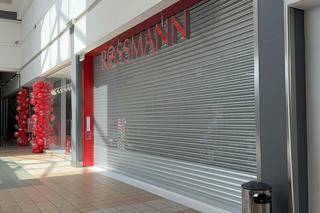 Centra handlowe w Warszawie zamknięte. Co się dzieje? Duża awaria