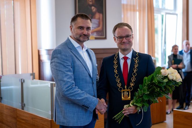Zaprzysiężenie nowego prezydenta Zabrza. Kamil Żbikowski złożył ślubowanie i zwrócił się do mieszkańców