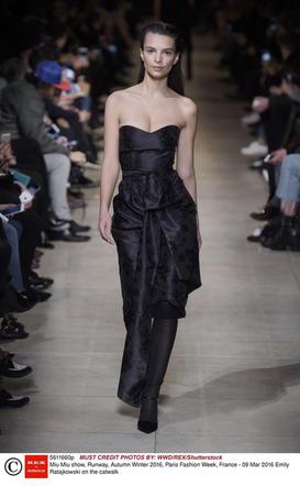 Paris Fashion Week pokaz Miu Miu zdjęcia