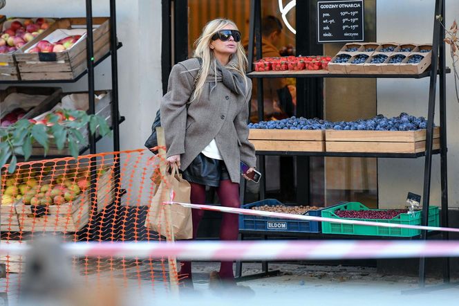 Monika Olejnik w butach wiewiórkach