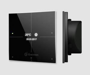 Dotykowy panel do sterowania funkcjami budynku. System Grenton Smart Home na targach Budma 2018
