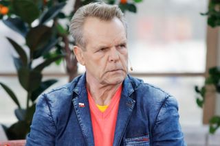 Sanatorium miłości. Przystojniak Andrzej nie ma łatwo. Dostał podwójnego kosza od seniorek. Bolesne!