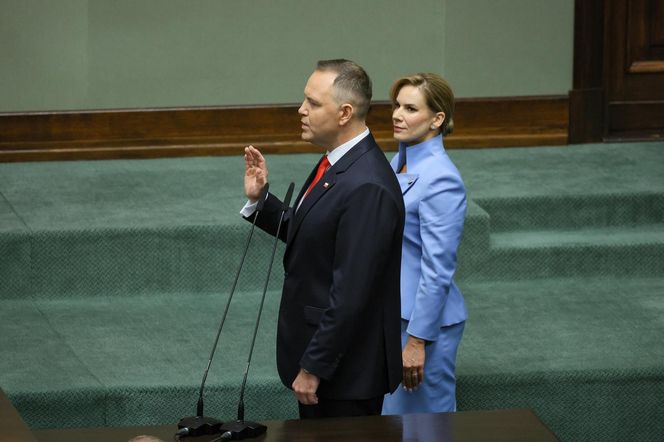 Marta Nawrocka cała na niebiesko zachwyciła w Sejmie  