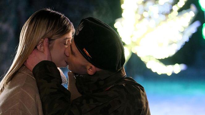 	Święta w M jak miłość odcinek specjalny. Lilka (Monika Mielnicka), Mateusz (Krystian Domagała)