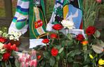 Kwiaty pod domem prezydenckiej pary w Sopocie