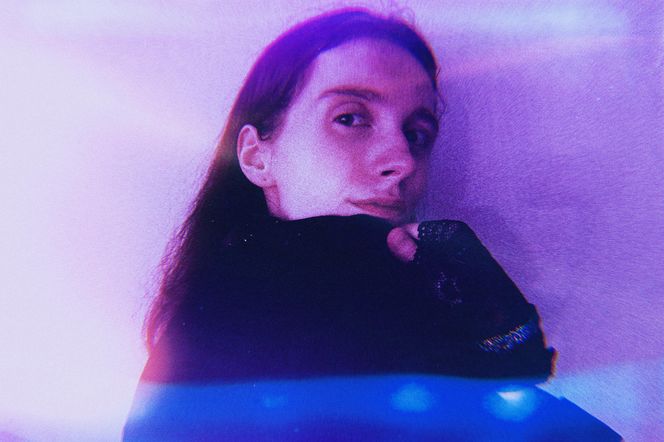 Ma 22 lata i walczy o nominację do Grammy. „Dużo inspiracji czerpię od Justyny Steczkowskiej”