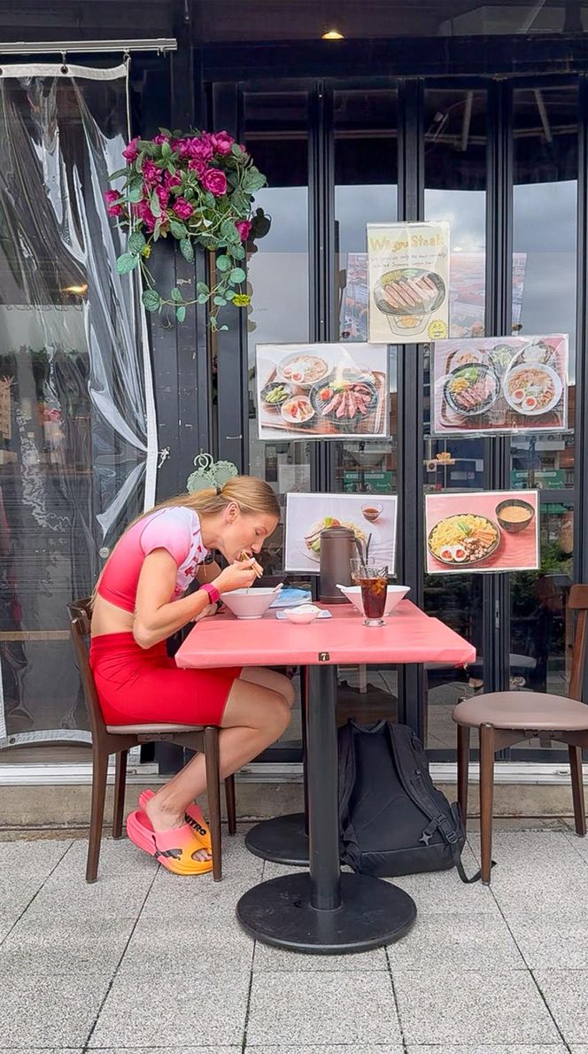 Bukowiecka, Swoboda i Sułek na zakupach w Tokio