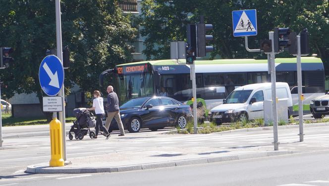 To najdłuższa linia autobusowa w Olsztynie. Zatrzymuje się aż na 34 przystankach! [ZDJĘCIA]