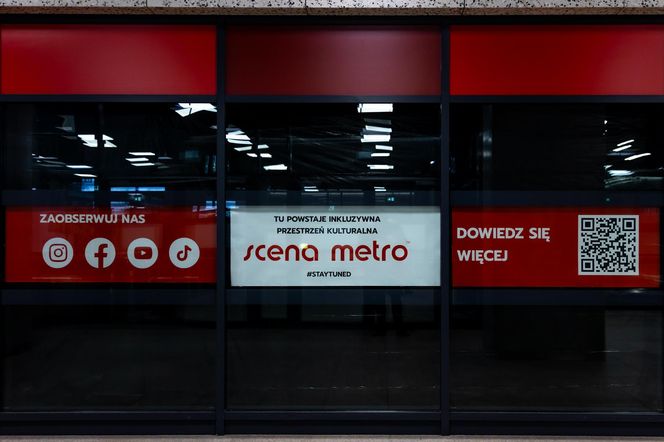 Scena Metro na stacji M2 Bródno w Warszawie