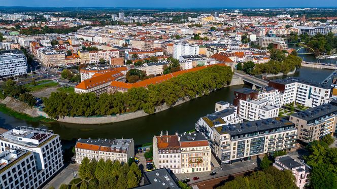 Kępa Mieszczańska we Wrocławiu - widok z drona