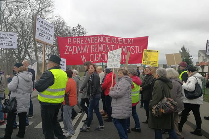 Czy to szczęśliwy koniec konfliktu na moście w Cigacicach? 