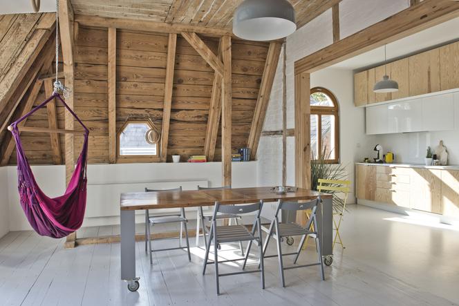 To był stary, zaniedbany strych, teraz to 2-poziomowy apartament