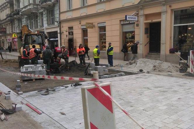Poznań: Remont ulicy Wrocławskiej się przedłuża, mieszkańcy się niecierpliwią... [AUDIO]