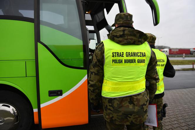 Kontrole sanitarne na granicy w Kołbaskowie