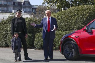 Amerykanie czują się oszukani. Mówią, że nie głosowali na Muska. Mają dość Trumpa