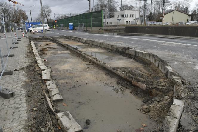 Zaczął się remont wiaduktu nad Globusową. Sprawdź utrudnienia 