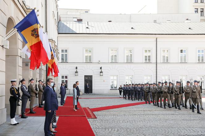 Prezydent Duda spotkał się z prezydent Mołdawii