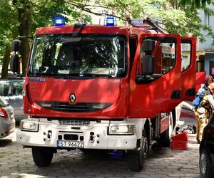 Tragiczny pożar w Tychach. Kobieta skoczyła z okna, ranny 35-latek w szpitalu