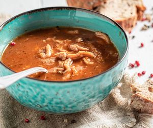 Sekrety flaków wołowych Magdy Gessler. Tak robi się je w „Kuchennych rewolucjach”!