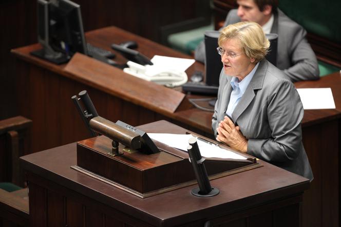 JÓZEFA HRYNKIEWICZ.