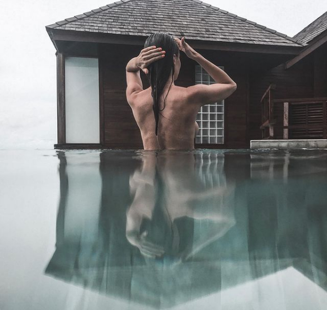Roznegliżowana Anna Wendzikowska 