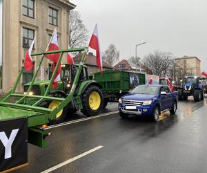 Strajk rolników w centrum Zielonej Góry. Przedsiębiorcy wyjechali na ulice 