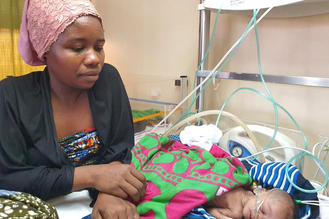 Oddział intensywnej terapii noworodka w szpitalu w Nyangao