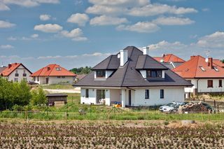 Podatek od pustostanów. Właściciele nieużywanych mieszkań zapłacą większe podatki?